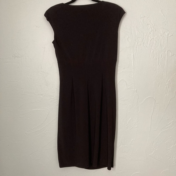 Lauren Ralph Lauren
Size 8 LBD Sleeveless - Picture 6 of 7